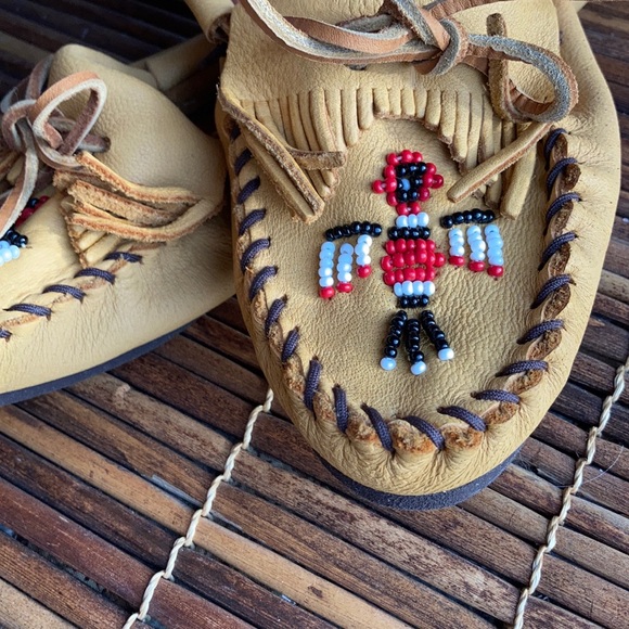 Minnetonka Moccasins - Picture 2 of 3